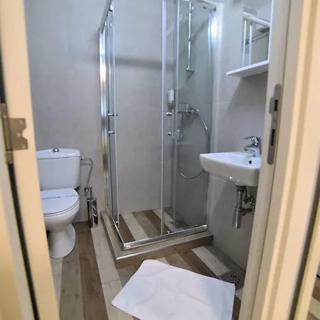 Bed & Breakfast Garni House 46 Beograd