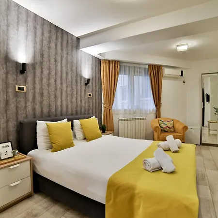 Garni House 46
